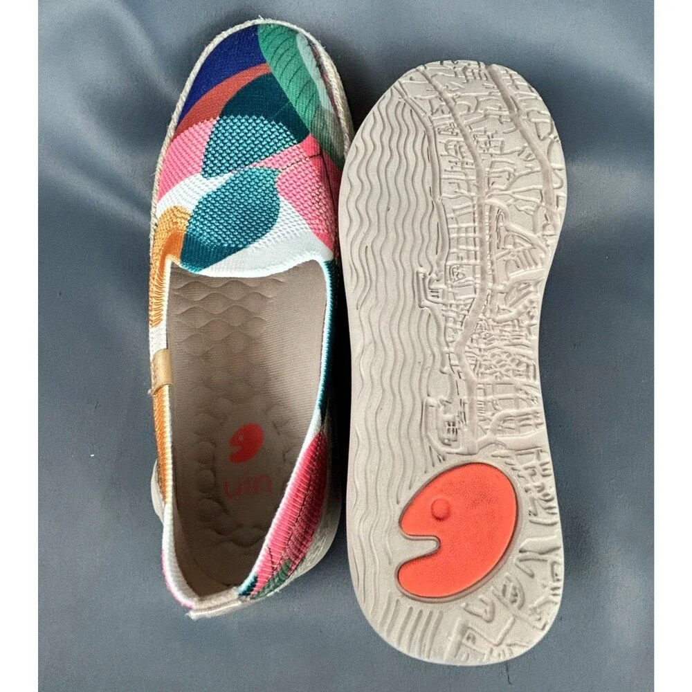 UIN Broad Leaf Marbella Bright Print Slip On Travel Shoes Size 8